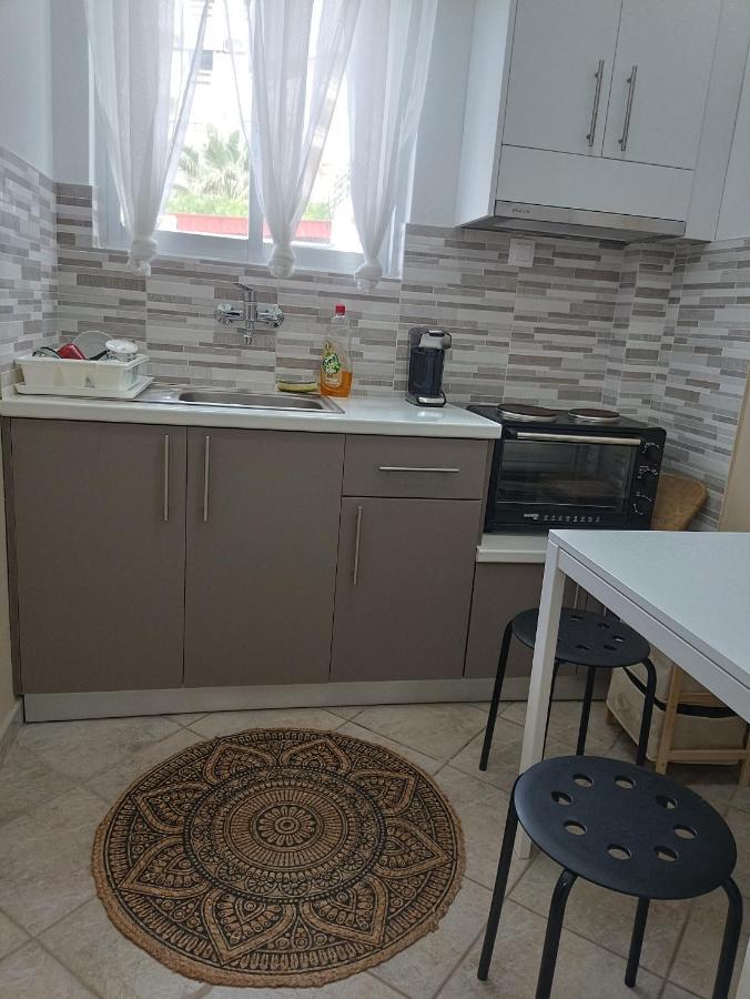Meltemi Apartments Agia Marina  Eksteriør bilde